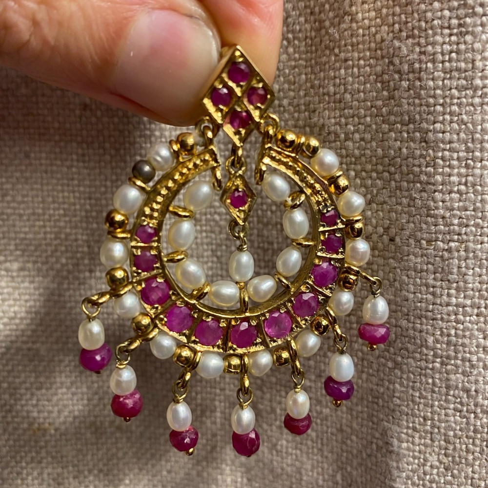 Exotic Pearl & Pink stone Indian Pendant